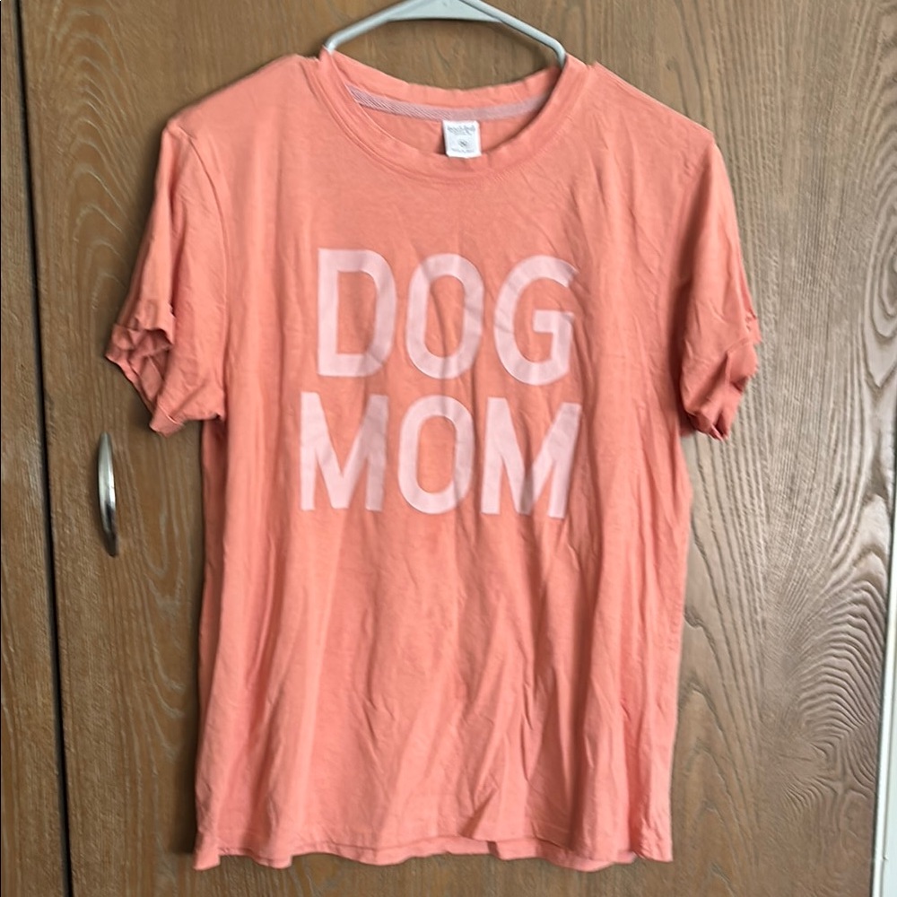 Peachy dog mom tee